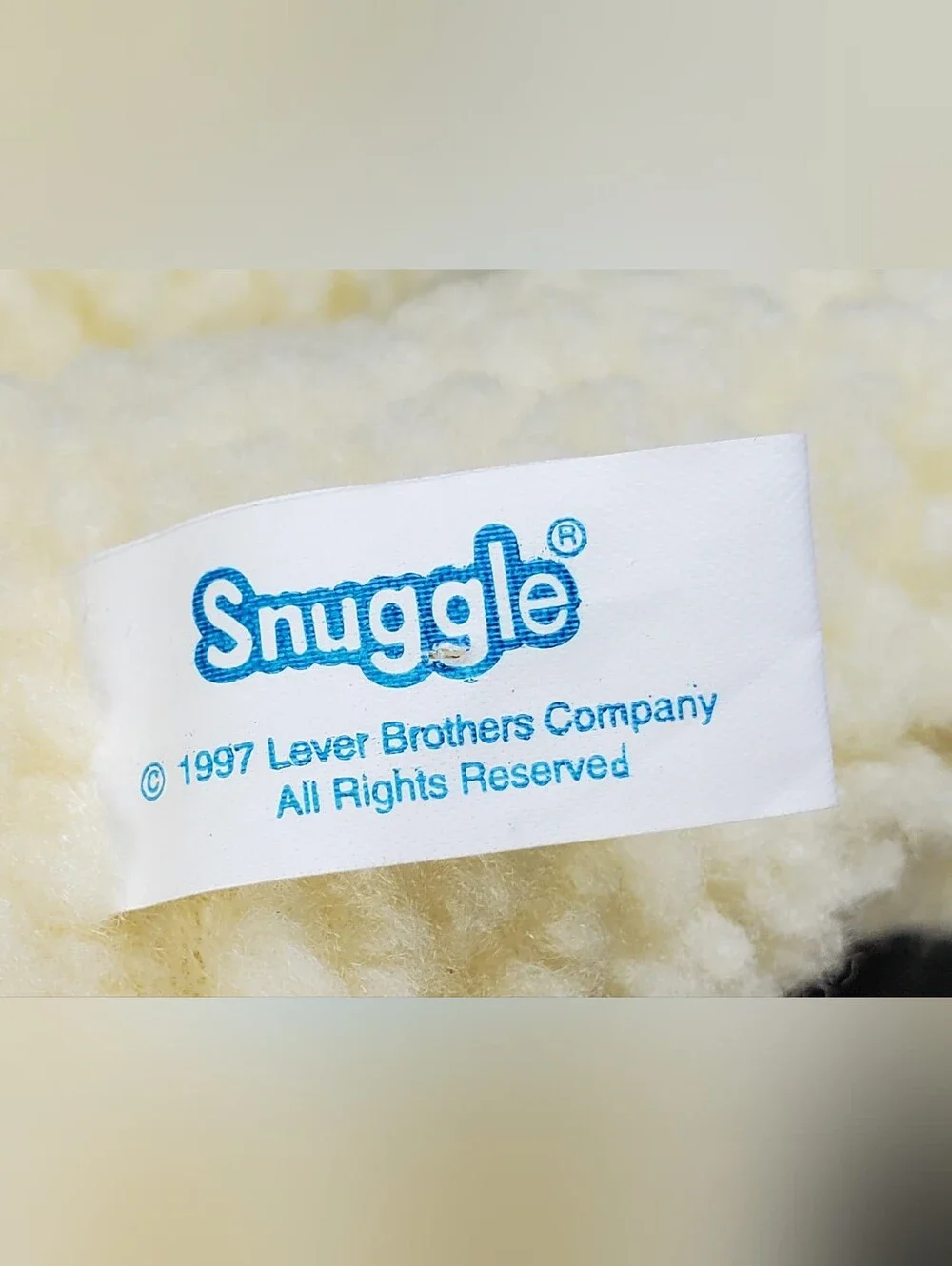Lever Brothers VTG 1997 Promo Snuggle Fabric Softener Plush Bear w/ Tag - NOS